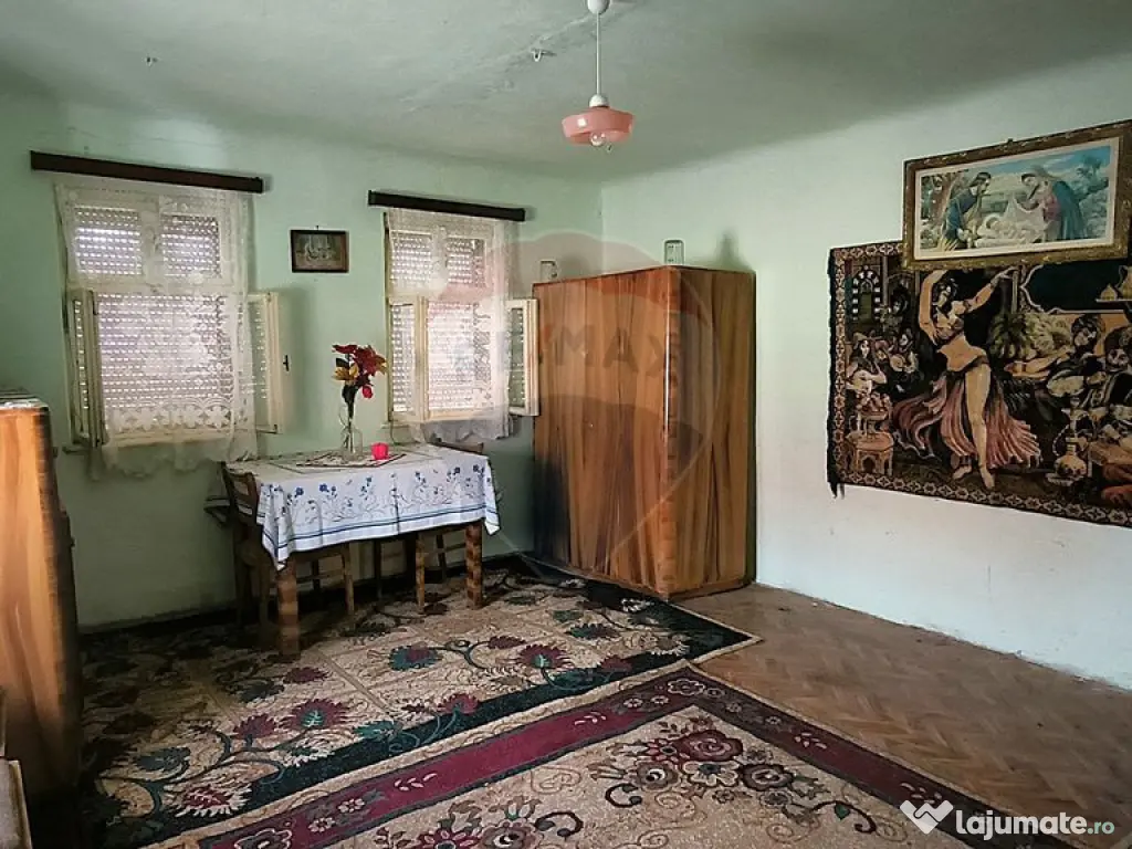 Casă la țară in Transilvania - sat sasesc Păucea, jud...