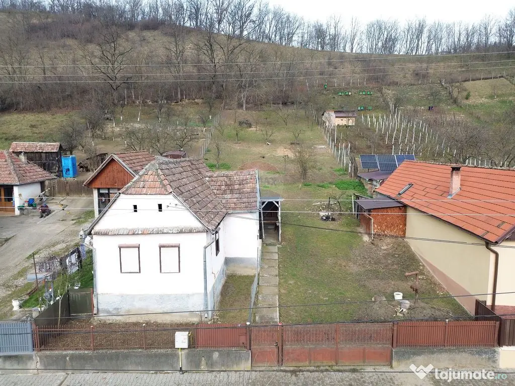 Casă la țară in Transilvania - sat sasesc Păucea, jud...