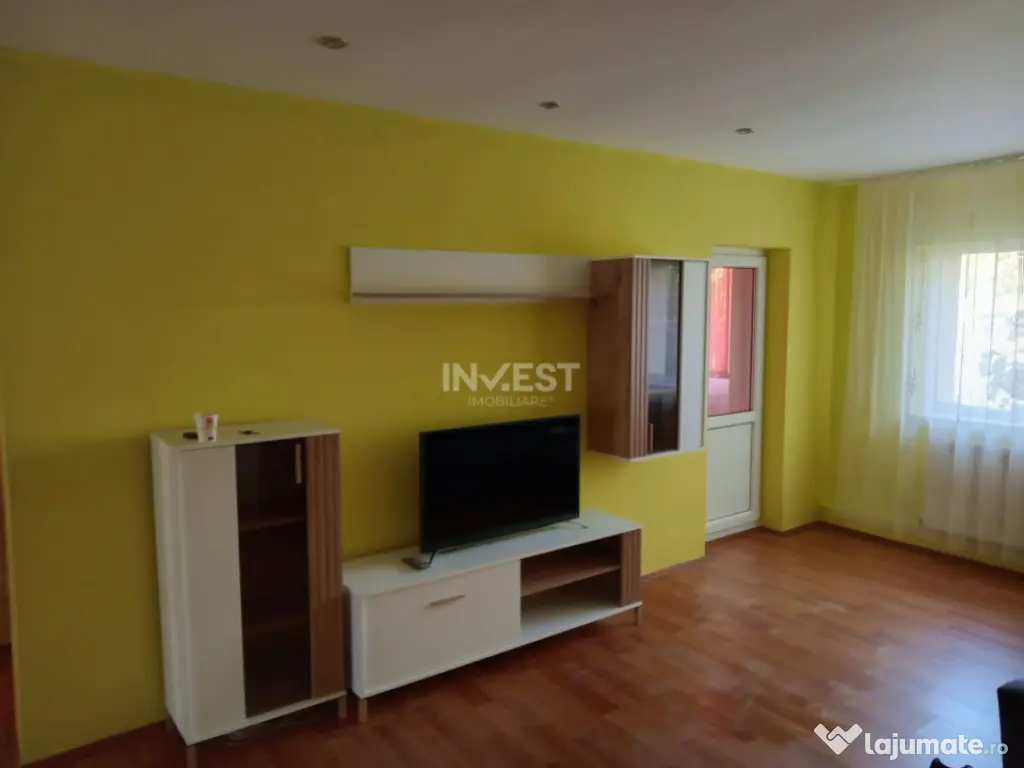 DE VANZARE-APARTAMENT 3 CAMERE-VALEA LUPULUI 