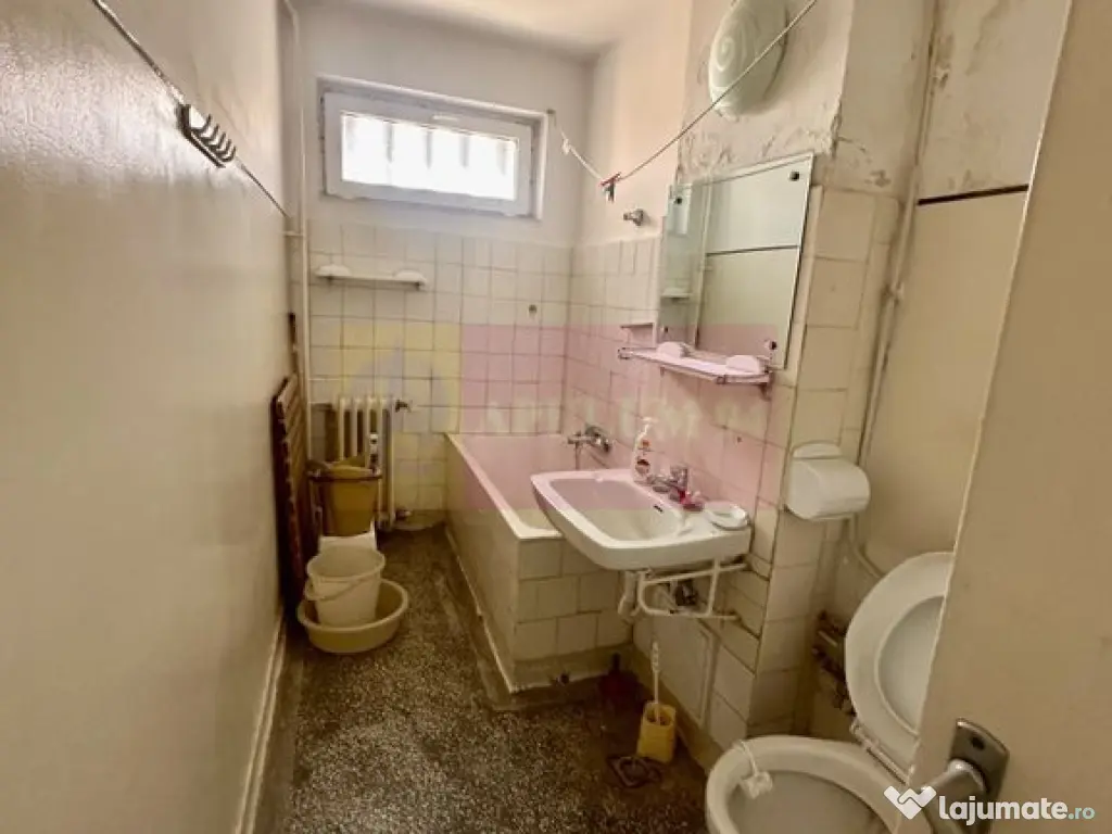 Apartament 3 camere Baba Novac- stradal-superpret 