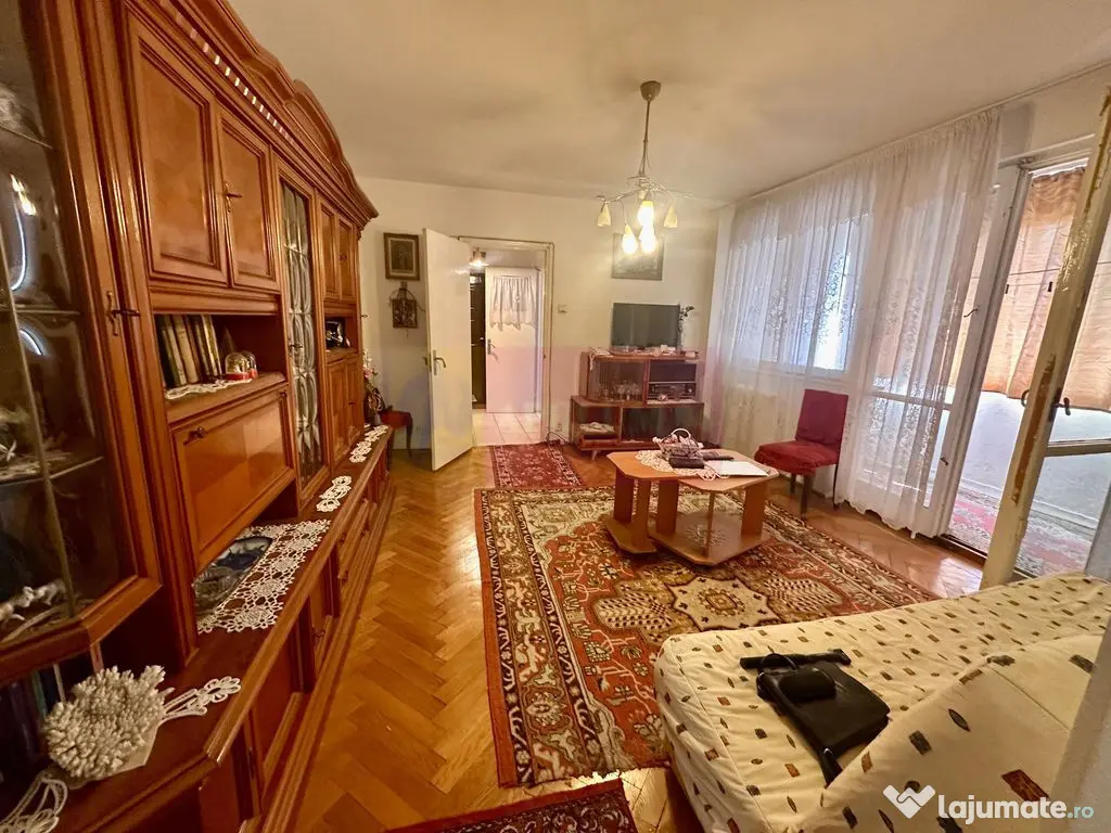 Apartament 3 camere Baba Novac- stradal-superpret 