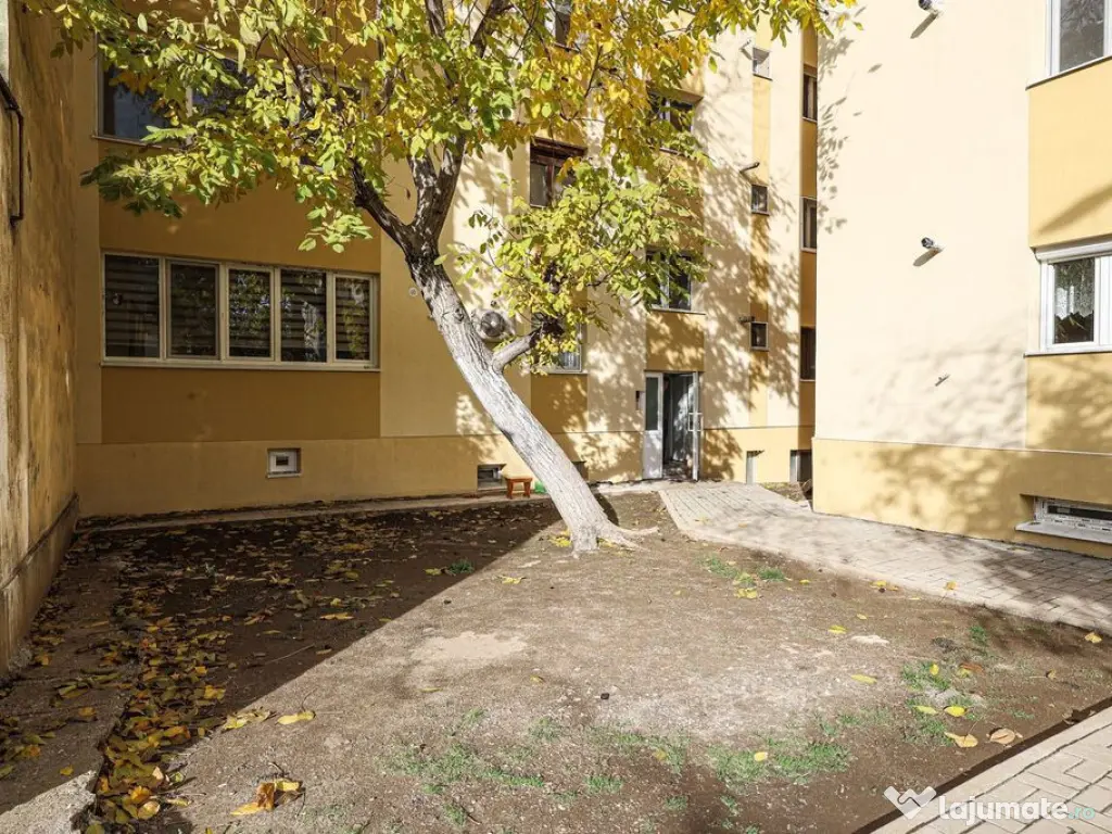 Vandut! Apartament 2 camere, decomandat, 64 mp, etaj 4/4 