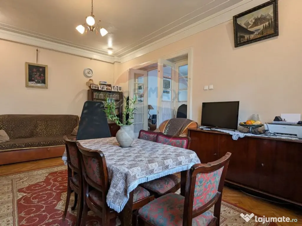 Vânzare Casă / Vilă cu 11 camere în zona Iancului 