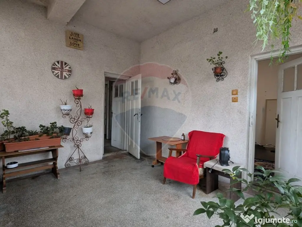 Vânzare Casă / Vilă cu 11 camere în zona Iancului 