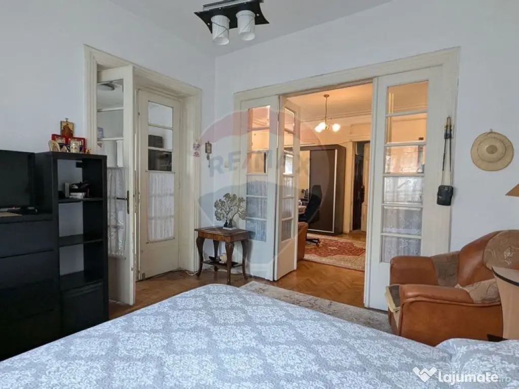 Vânzare Casă / Vilă cu 11 camere în zona Iancului 