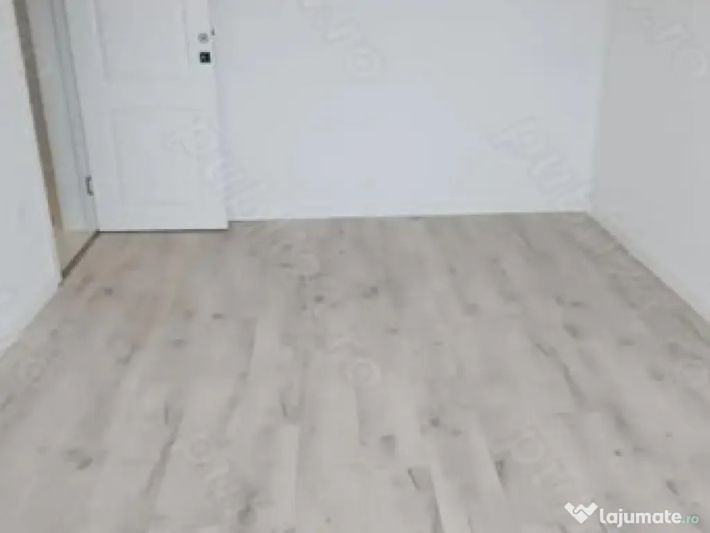 Apartament 2 camere, decomandat - zona Bartolomeu