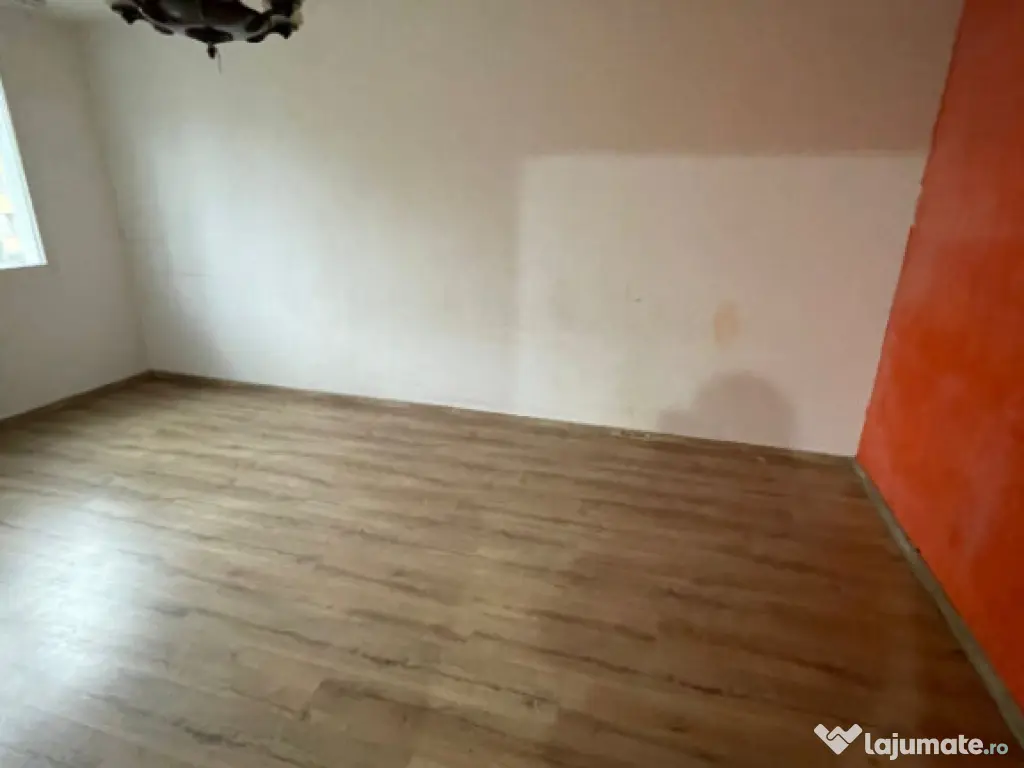 APARTAMENT 3 CAMERE DRUMUL TABEREI 