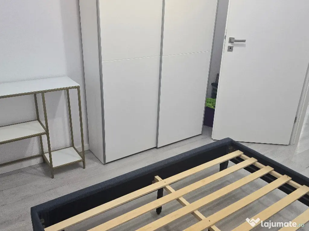 Vand apartament 3 c. dec.,Deva, Imp.Traian, etaj 1, mobilat, PARCARE 