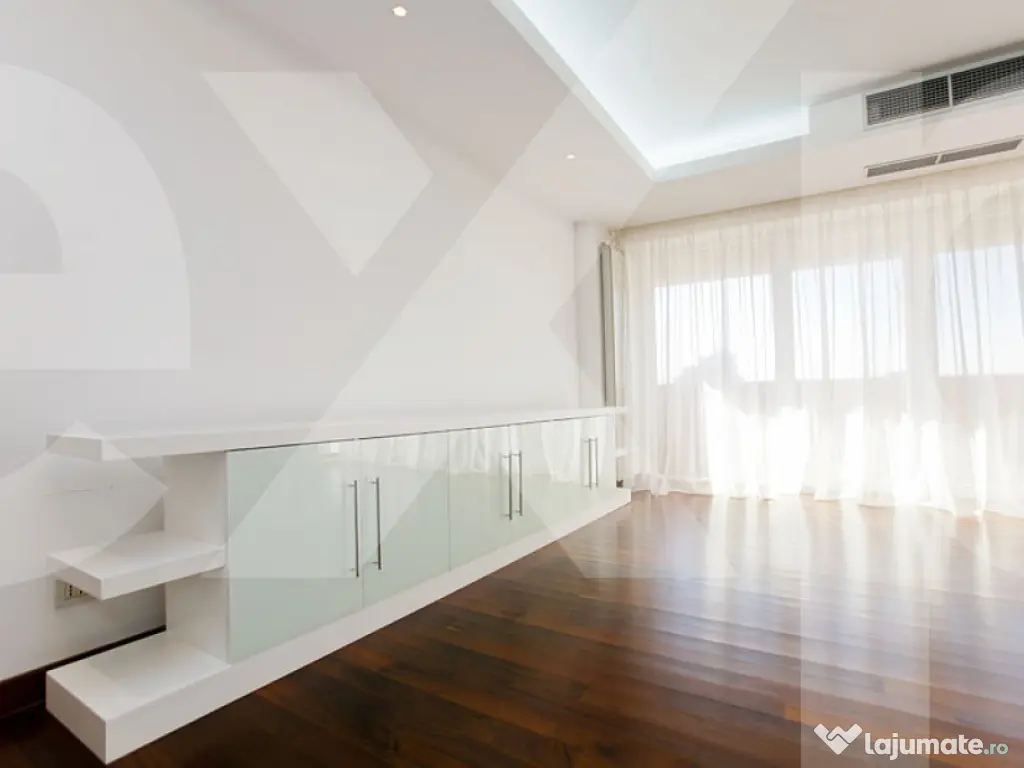 Apartament 4 camere de vanzare- zona Eminescu, bloc nou, foa