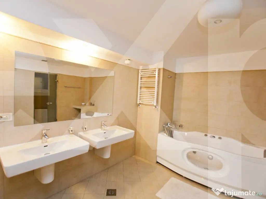 Apartament 4 camere de vanzare- zona Eminescu, bloc nou, foa