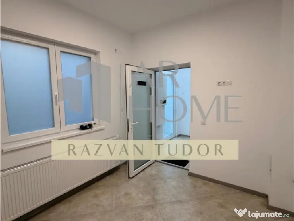 Spatiu comercial cu parcare proprie , Ploiesti, ultracentral 