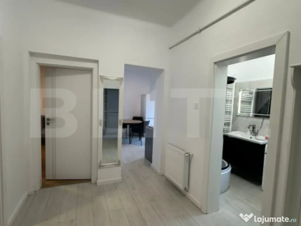 Apartament de 2 camere, 64 mp, zona Centrală