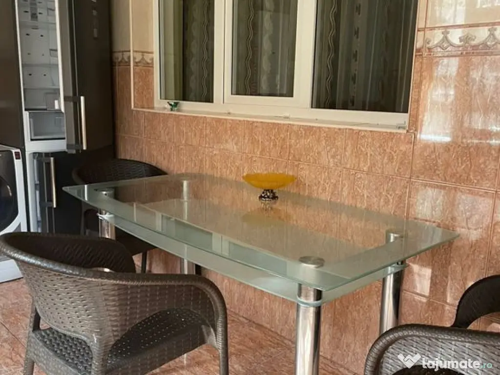 APARTAMENT 3 CAMERE- 700EURO 