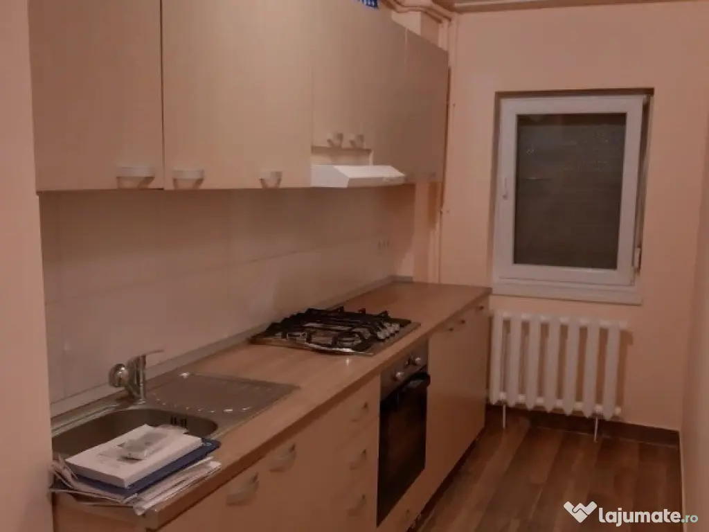 Garsoniera zona Eroii Revolutiei