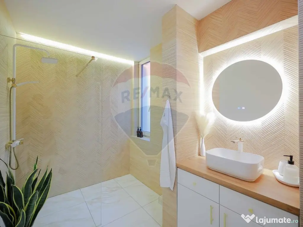 Apartament premium cu 4 camere de închiriat - Ultracentral 