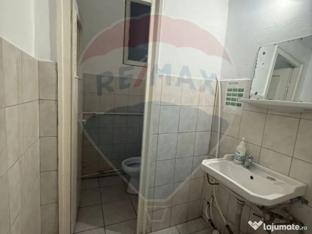 Spațiu comercial de 60mp de închiriat în zona Rovine 