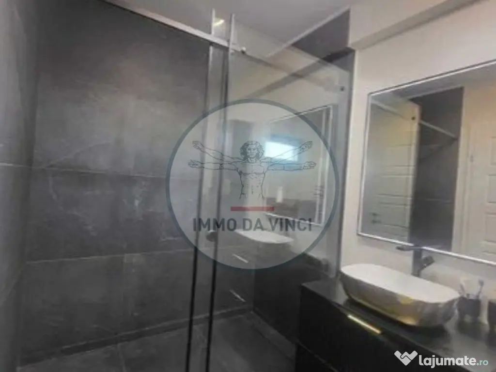 Casa cu PISCINA 248 mp utili + 580 mp teren si 2 garaje -...