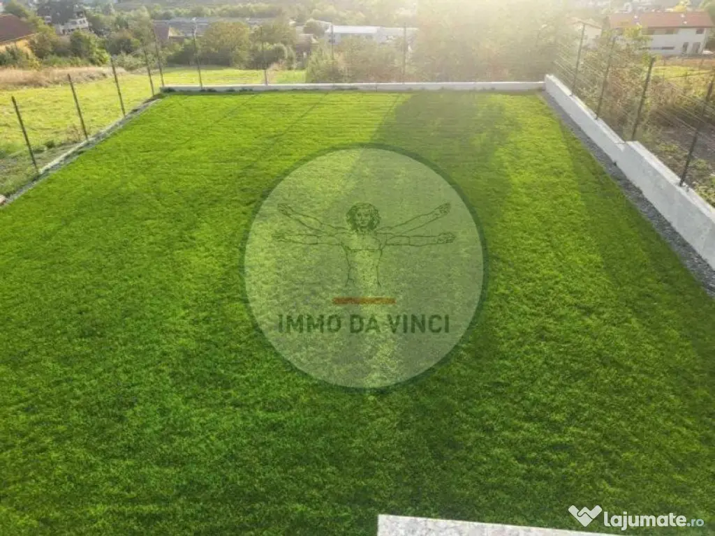 Casa cu PISCINA 248 mp utili + 580 mp teren si 2 garaje -...