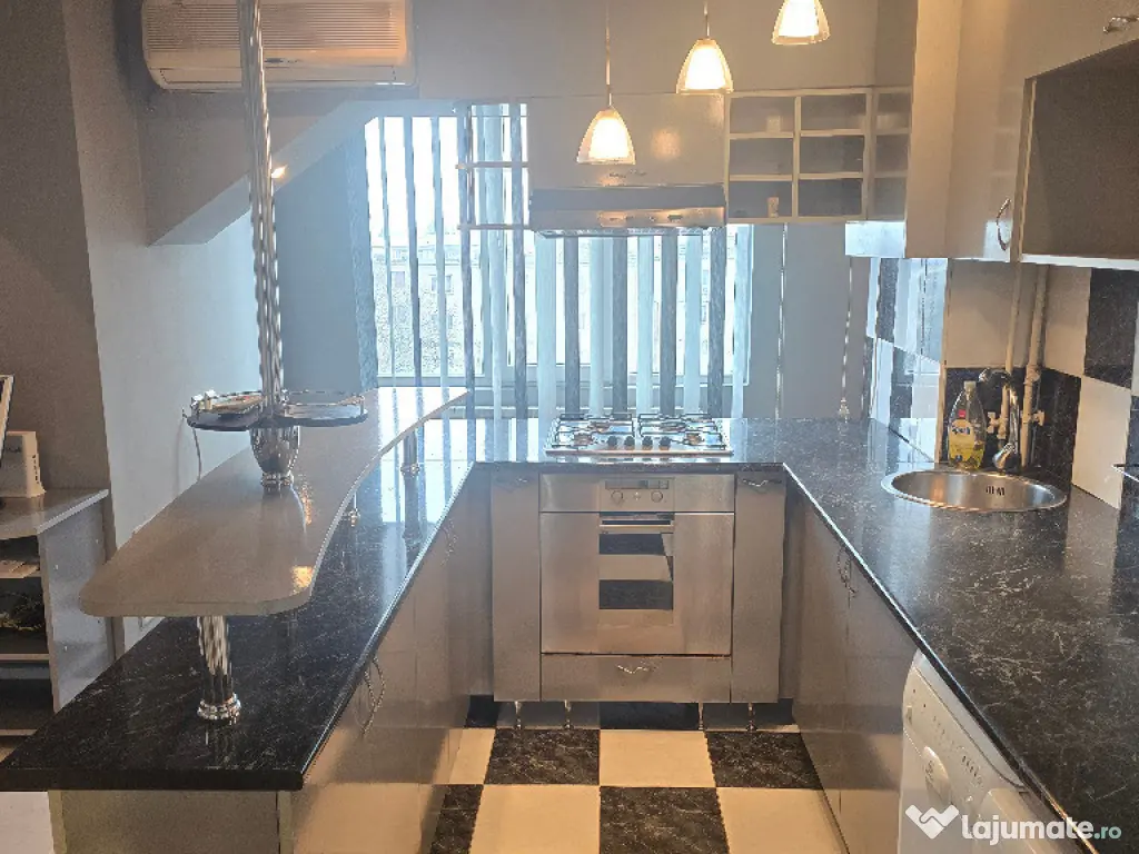 Vand apartament 2 camere in Deva, Bld. Decebal, 50 mp, decomandat, 