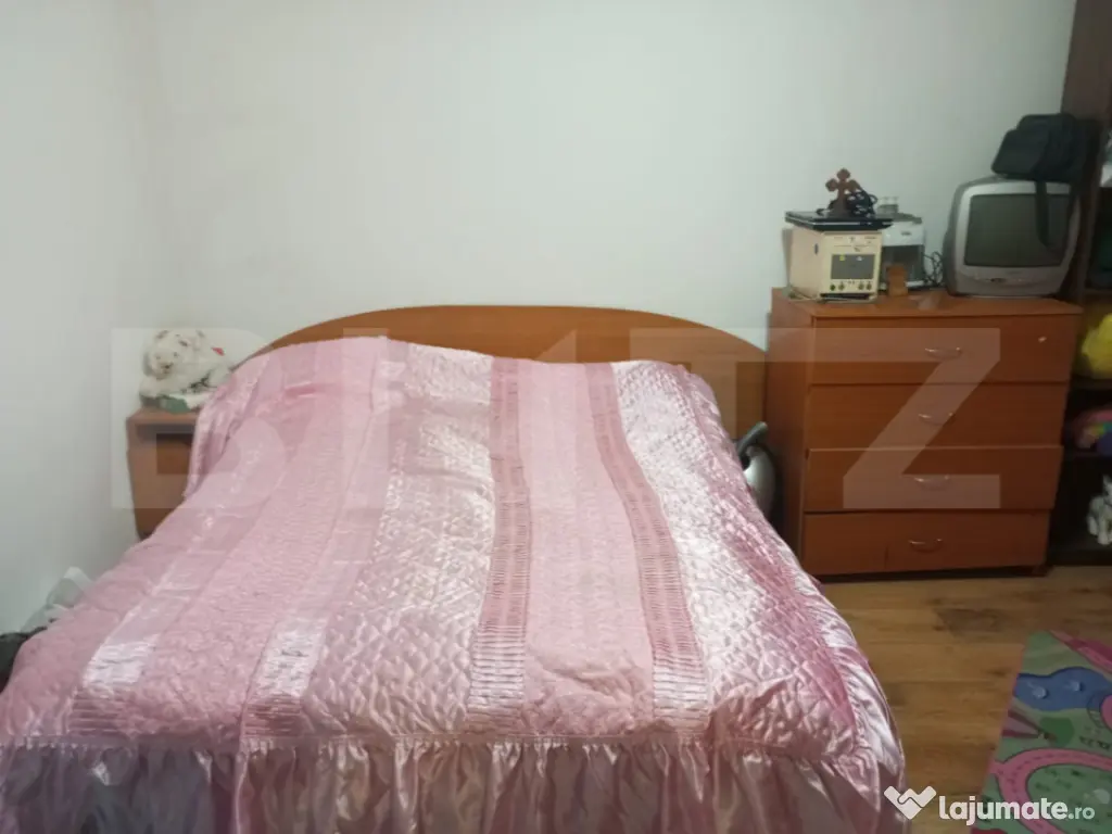 Casa 62 mp construiti, 383 mp teren, zona Tatarasi