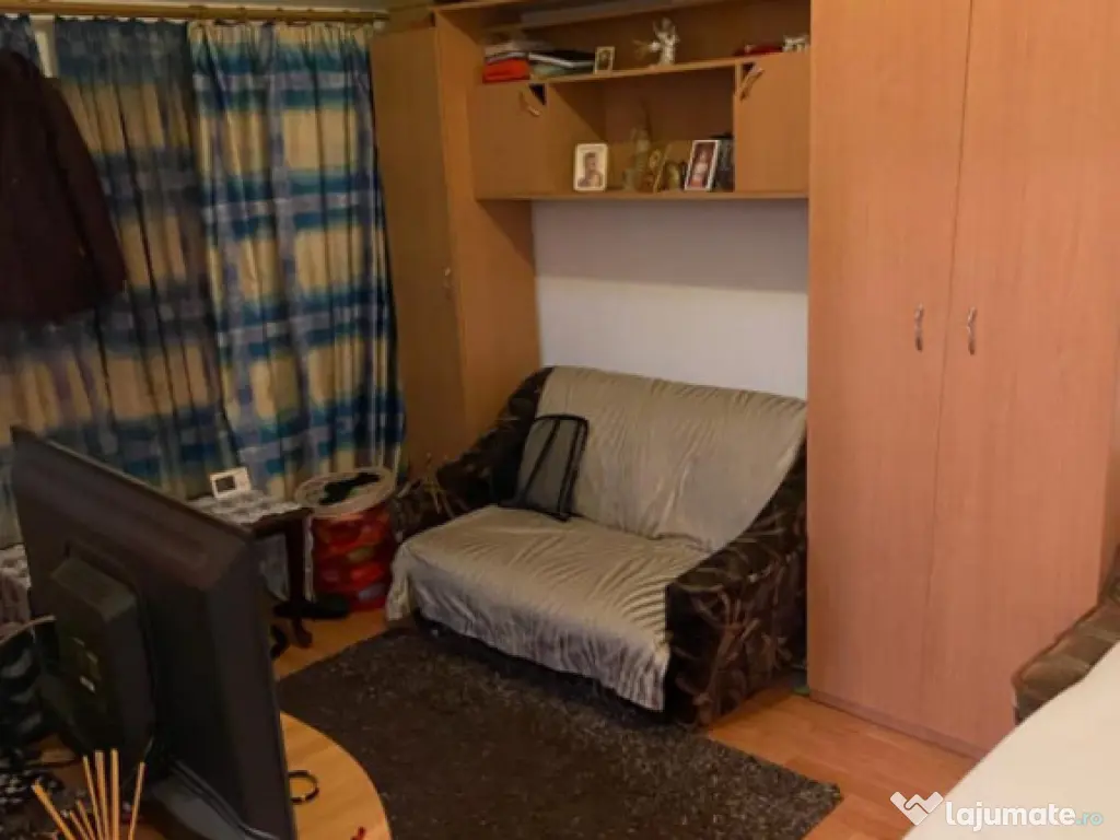 Garsonieră situată în zona Poarta 6, Constanța 