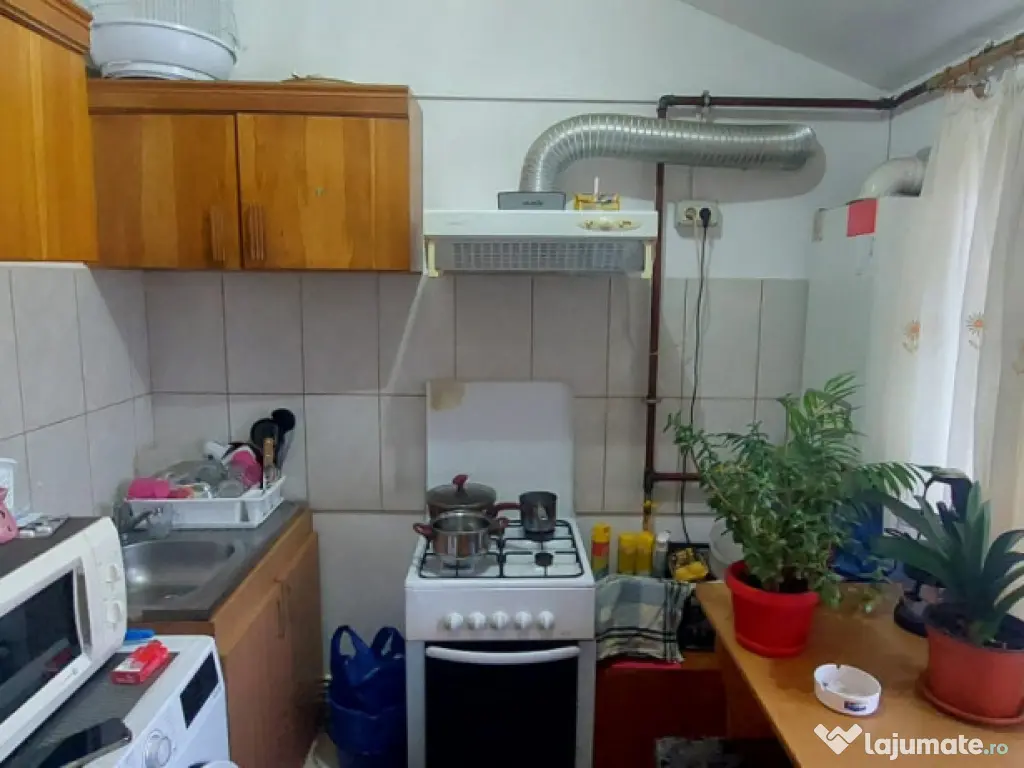 Garsonieră situată în zona Poarta 6, Constanța 