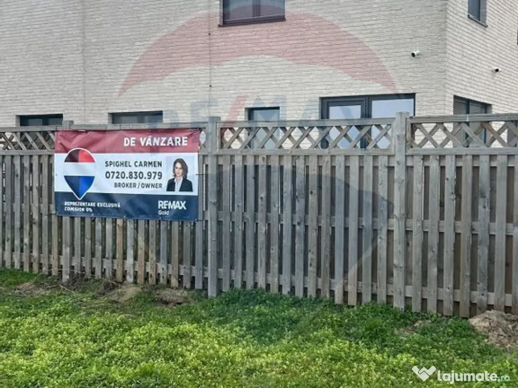 Vilă cu 4 camere de vânzare in Liziera de Lac 