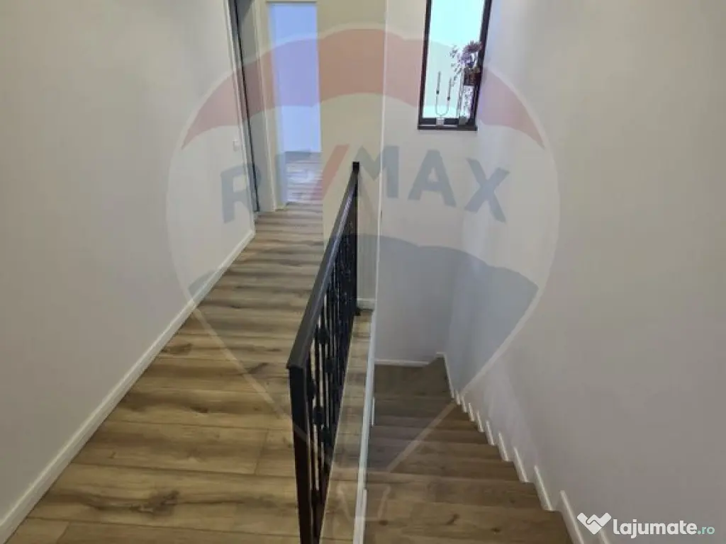 DE INCHIRIAT Casă / Vilă cu 5 camere în zona Ferme/OTO... 