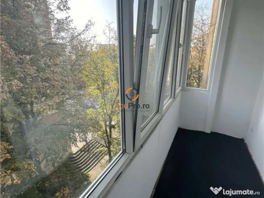 Decomandat cu Centrala Centru Gh Lazar