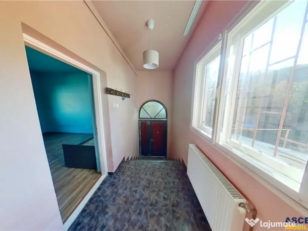 3D! Apartament in casa:recomandat locuinta sau business, Gar