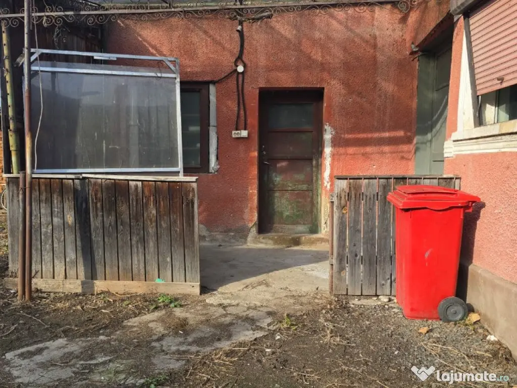 Casa de vanzare in Branisca 