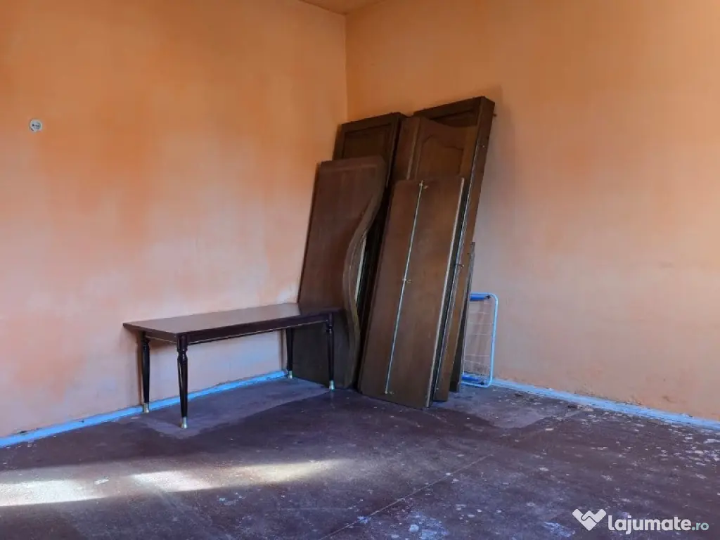 Casa de vanzare in Branisca 