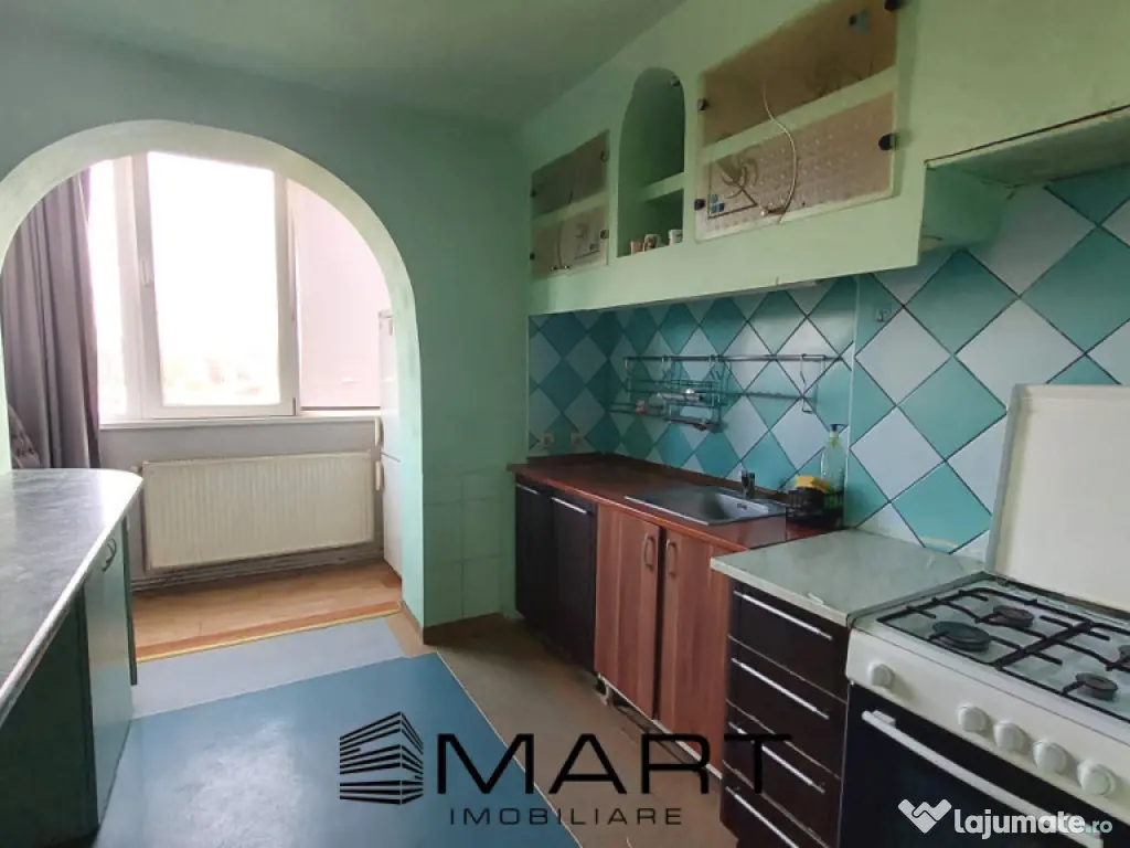 Apartament 3 camere decomandate zona Terezian 