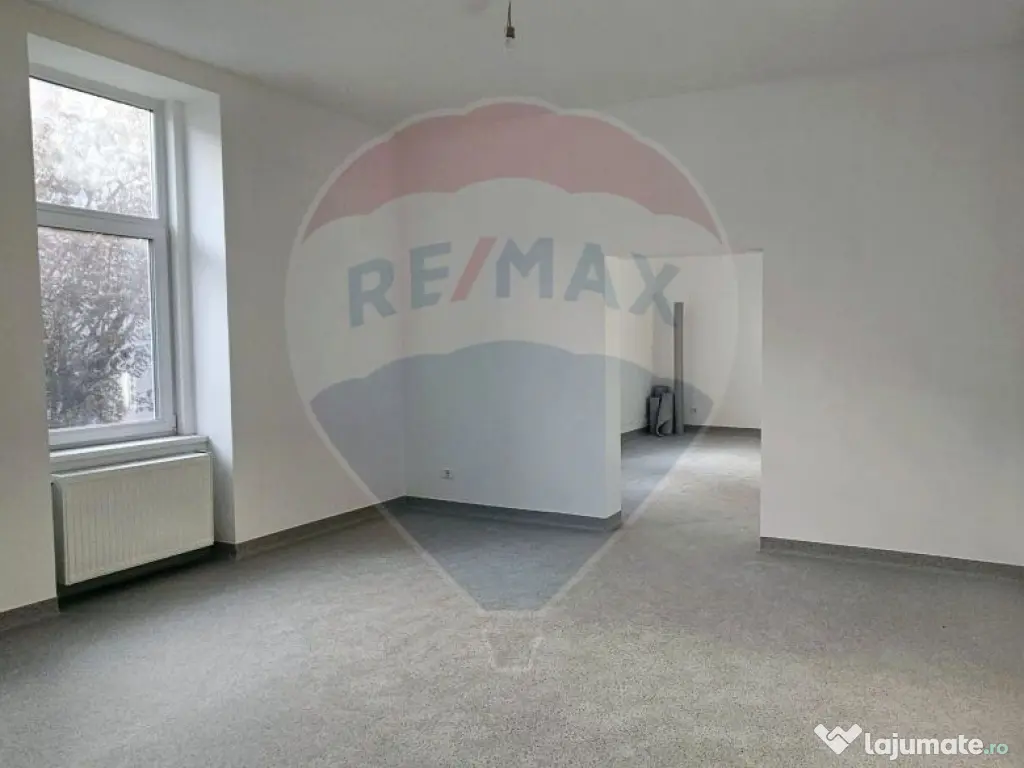 Spațiu comercial pe strada Elena Ghiba Birta