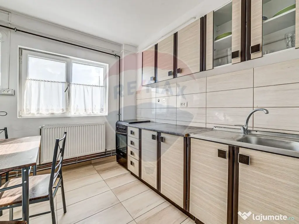 Apartament de vânzare cu 2 camere, P.ța UTA