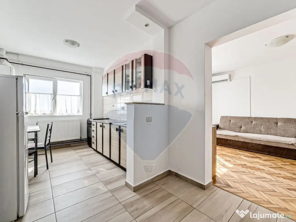 Apartament de vânzare cu 2 camere, P.ța UTA