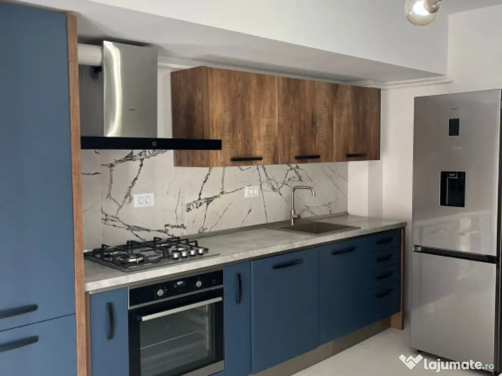 Apartament 3 camere centru bloc nou 