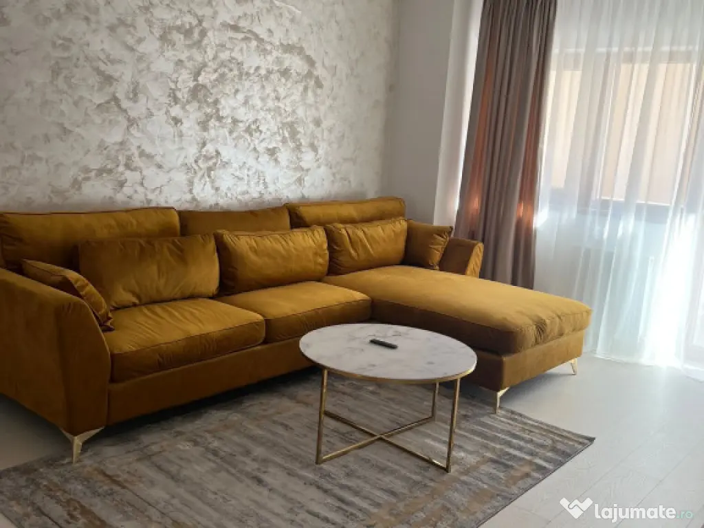 Apartament 3 camere centru bloc nou 