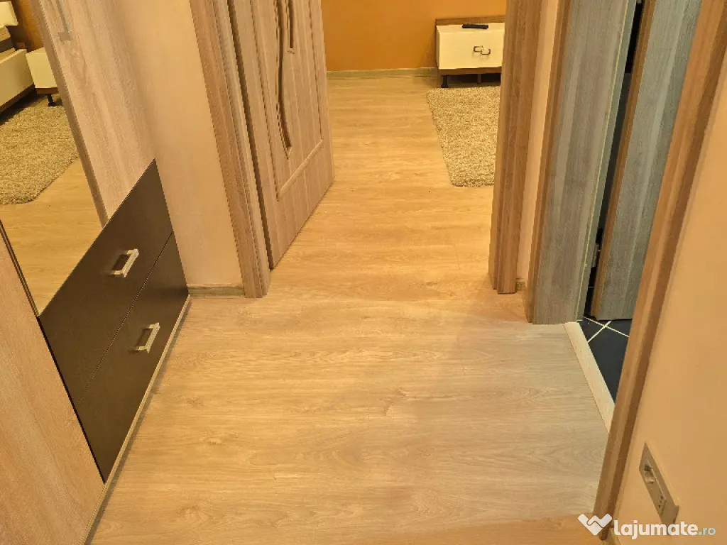 Inchiriez apartament cu 2 camere in Deva, ultracentral, Piata, et 2 