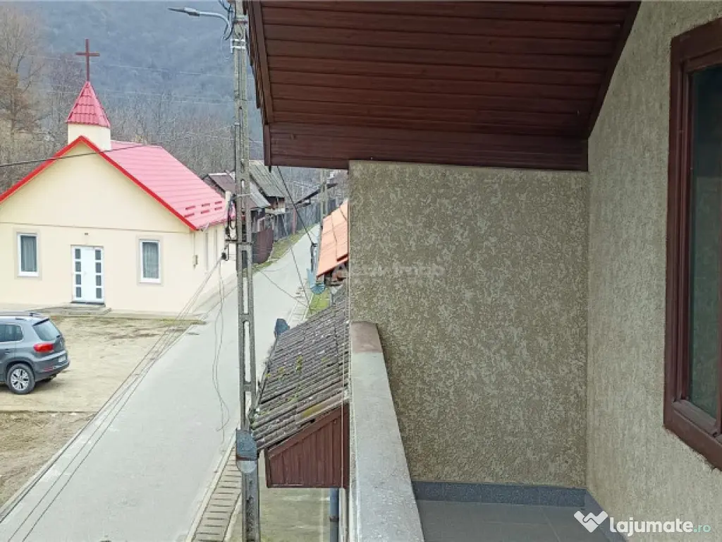 Casa individuala de in Berzasca, jud. Caras-Severin