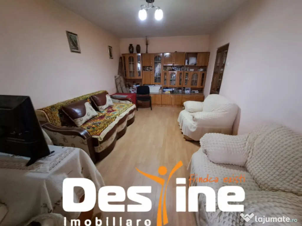 DACIA , apartament 2 camere, DECOMANDAT, 88.800 EURO 