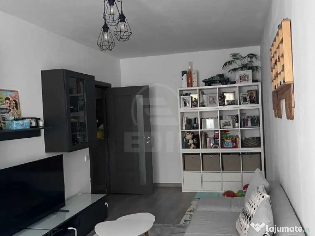 Apartament cu 2 camere de vânzare – zona Avram Iancu 