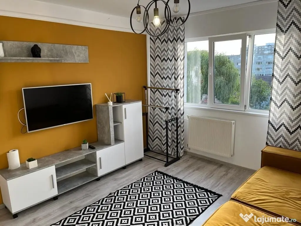 Garsoniera zona Militari