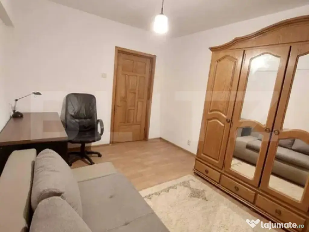 Apartament 4 camere, 100 mp, zona Nicolina
