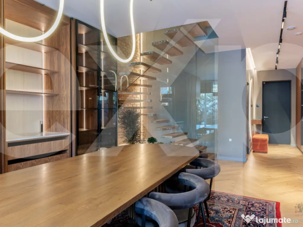 Vila de vanzare - 6 camere- piscina - pompe de caldura 