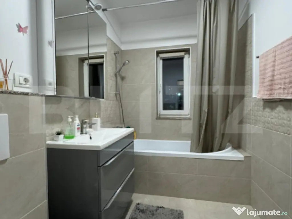 Apartament 2 camere, 53 mp totali, etaj 1, parcare, balcon,