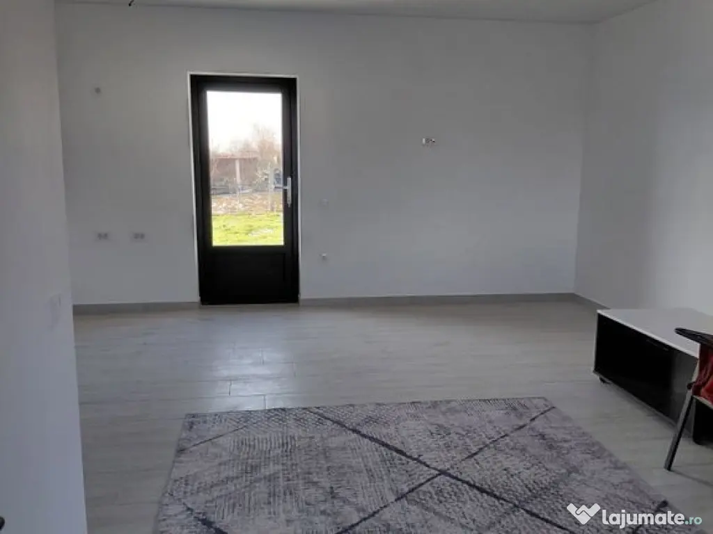 Casă de vânzare Vasile Alecsandri ideala pentru familie! 