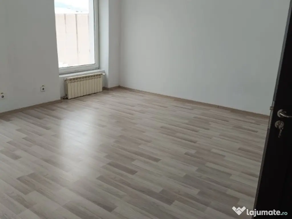 Spatiu birou zona B-dul Republicii