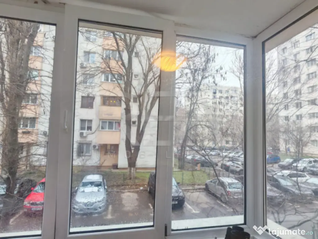 2 camere la 8 minute de mers pe jos de metroul Dristor 1 