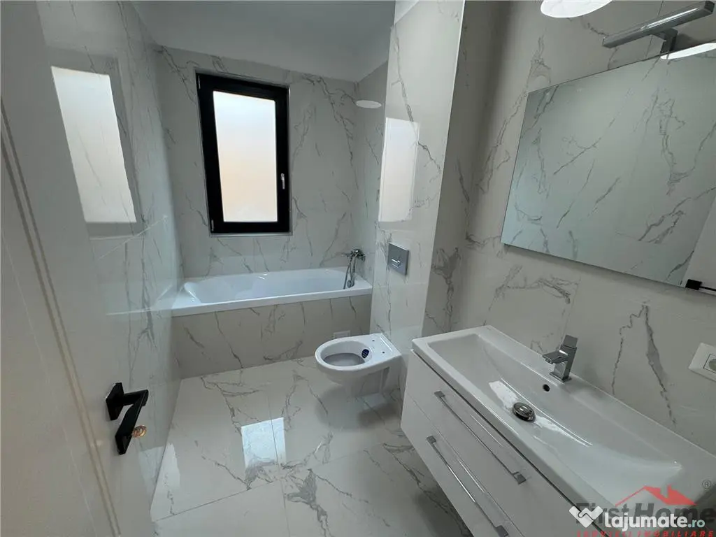 Ap 2 cam,parter,parcare, bloc nou, Scoala 2 - Piata Moldovei 